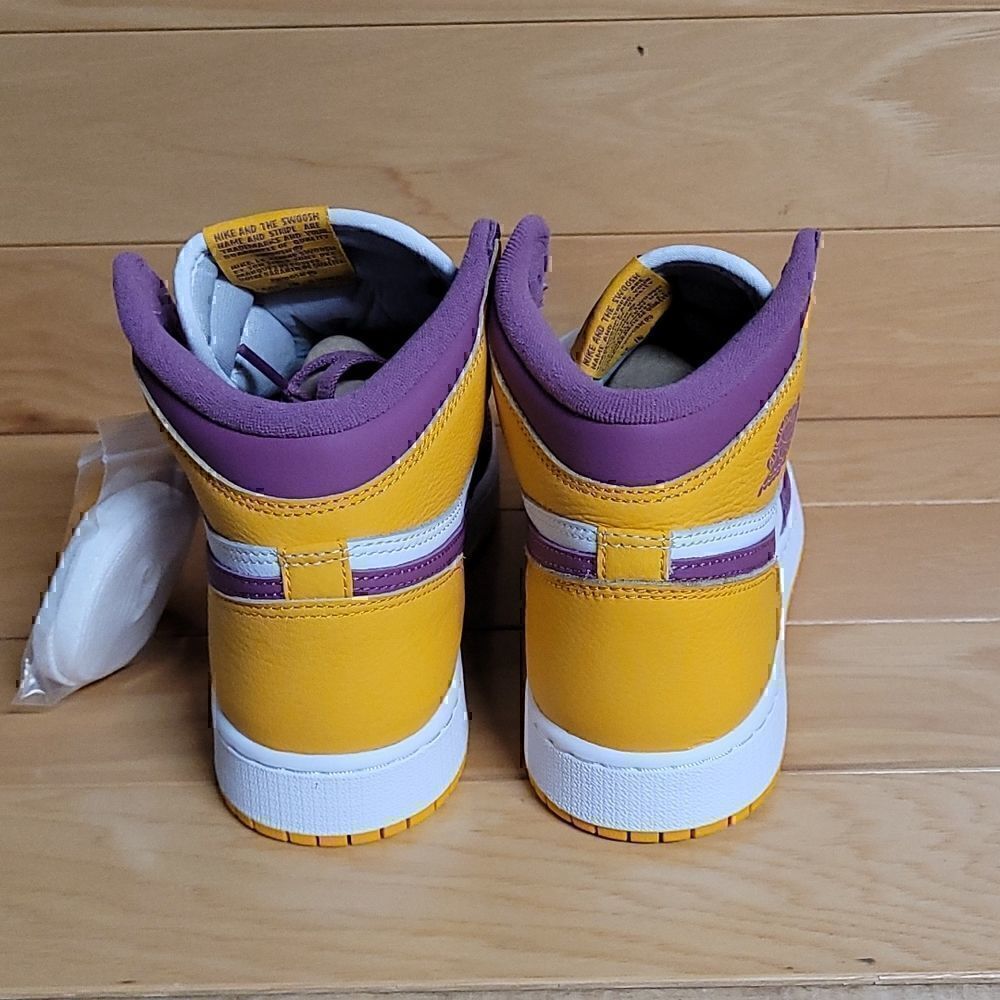 Air Jordan 1 Retro High OG GS Brotherhood University Gold Bordeaux 575441-706 - Picture 9 of 11